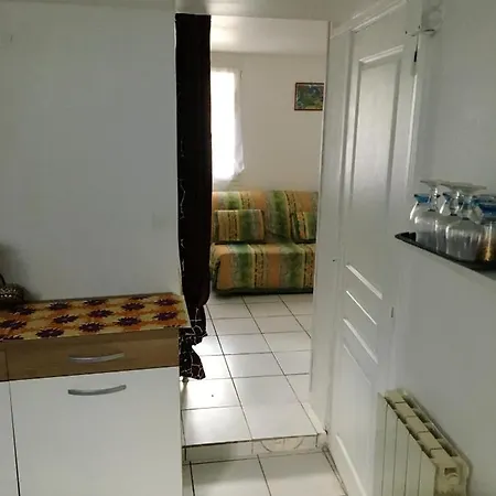 Studio Avec Jardin Amenage Et Wifi A Sur Seine *
